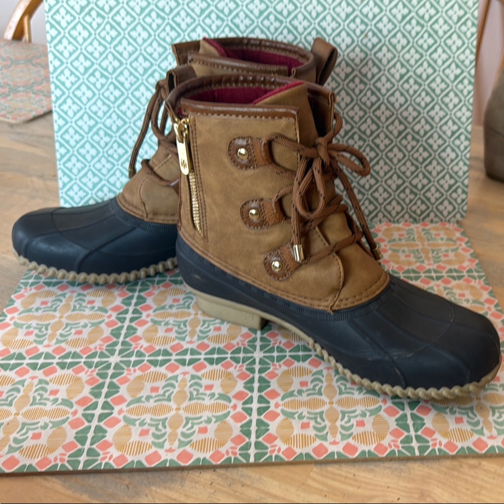 Tommy Hilfiger Red and Tan Interior Boots